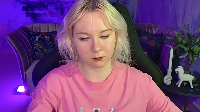 Snapshot of NancyMartinez chatting on 03-08-25, 11:16 NancyMartinez online show from 03-08-25, 11:16