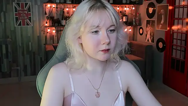 Snapshot of NancyMartinez chatting on 03-11-25, 01:12 NancyMartinez online show from 03-11-25, 01:12