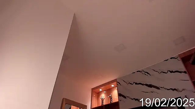 Snapshot of Isabel_Escorcia chatting on 02-19-25, 08:33 Isabel Escorcia online show from 02-19-25, 08:33