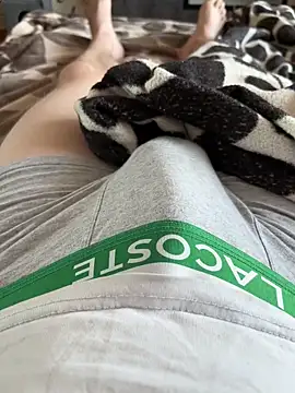 red red00 online show from 03-13-26, 07:37