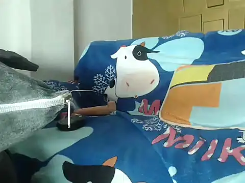 Snapshot of latinboydig chatting on 02-10-25, 01:24 latinboydig online show from 02-10-25, 01:24