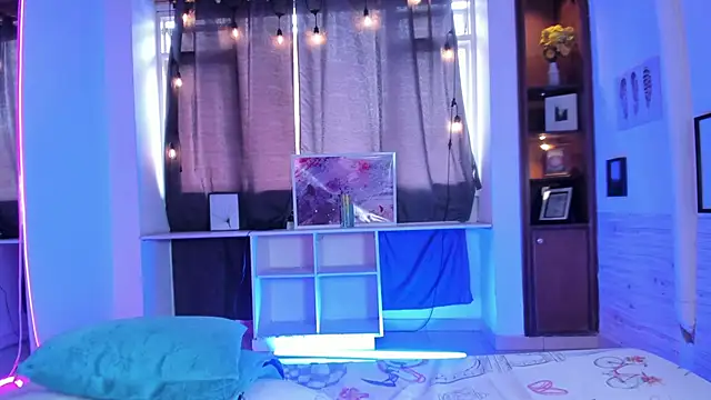 Susann Ross online show from 02-21-25, 05:09