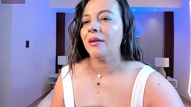 Susann Ross online show from 10-06-25, 10:45