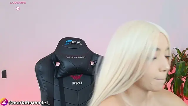 Mariafer05 online show from 03-19-26, 04:11