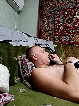 Pineapple04 online show from 09-24-25, 05:16