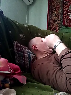 Pineapple04 online show from 02-26-26, 01:32