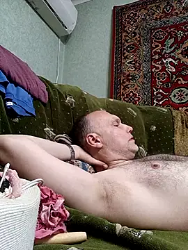 Pineapple04 online show from 05-19-26, 06:36