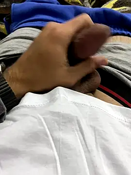 Crazyturko07 online show from 10-10-25, 04:39