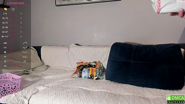 wwildfox online show from 04-05-26, 08:06