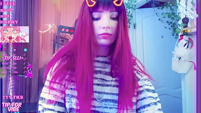 Snapshot of Toxic_Ellies chatting on 12-14-24, 01:49 Toxic Ellies online show from 12-14-24, 01:49