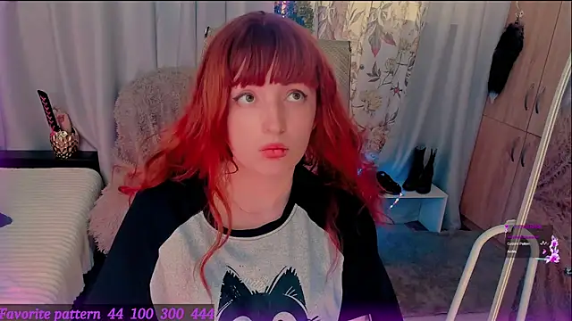 Toxic Ellies online show from 04-11-26, 11:58