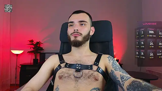 Snapshot of xteddy_bear chatting on 01-13-25, 01:02 xteddy bear online show from 01-13-25, 01:02