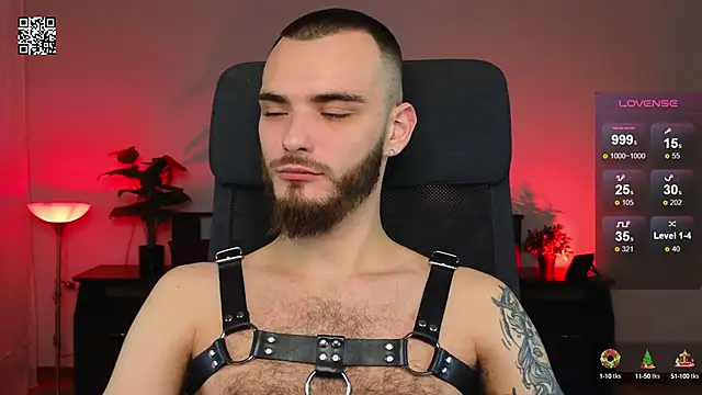 Snapshot of xteddy_bear chatting on 01-16-25, 08:14 xteddy bear online show from 01-16-25, 08:14