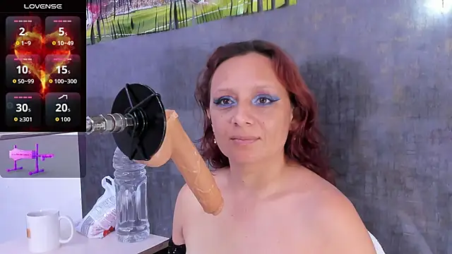 Snapshot of Issys_milf chatting on 07-10-26, 11:57 Issys milf online show from 07-10-26, 11:57