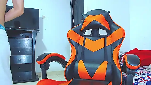 ADAM HOT online show from 02-01-26, 10:41