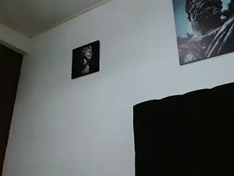 Hendry  online show from 12-24-24, 04:11