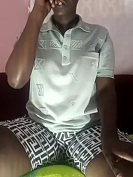 Snapshot of Hazel_blac chatting on 01-12-25, 10:23 Hazel blac online show from 01-12-25, 10:23