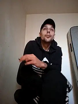 Snapshot of kx93 chatting on 02-02-25, 02:56 kx93 online show from 02-02-25, 02:56