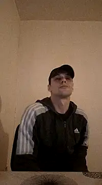 Snapshot of kx93 chatting on 02-17-25, 11:42 kx93 online show from 02-17-25, 11:42