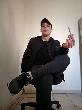 Snapshot of kx93 chatting on 02-19-25, 08:22 kx93 online show from 02-19-25, 08:22