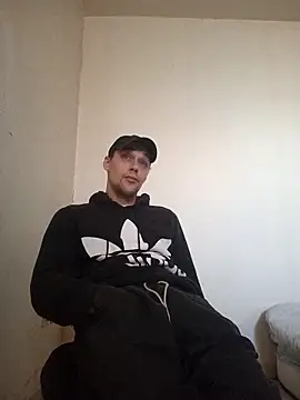 Snapshot of kx93 chatting on 02-23-25, 12:27 kx93 online show from 02-23-25, 12:27