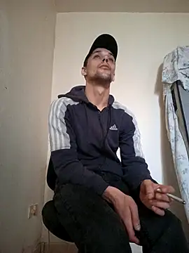 Snapshot of kx93 chatting on 02-25-25, 12:34 kx93 online show from 02-25-25, 12:34