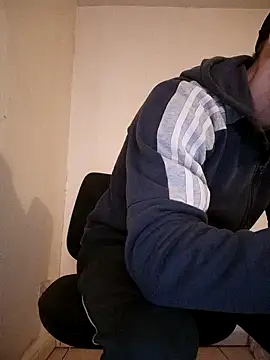 Snapshot of kx93 chatting on 02-27-25, 09:25 kx93 online show from 02-27-25, 09:25