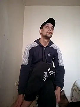 Snapshot of kx93 chatting on 02-28-25, 02:20 kx93 online show from 02-28-25, 02:20