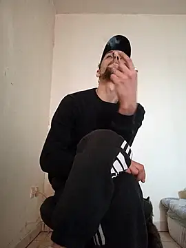 Snapshot of kx93 chatting on 03-12-25, 12:36 kx93 online show from 03-12-25, 12:36