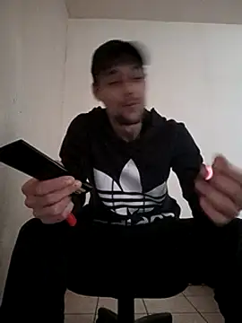 Snapshot of kx93 chatting on 03-15-25, 09:41 kx93 online show from 03-15-25, 09:41