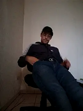 Snapshot of kx93 chatting on 03-22-25, 04:37 kx93 online show from 03-22-25, 04:37