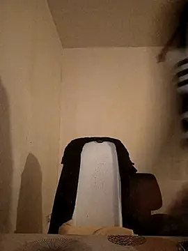 Snapshot of kx93 chatting on 09-26-25, 12:03 kx93 online show from 09-26-25, 12:03