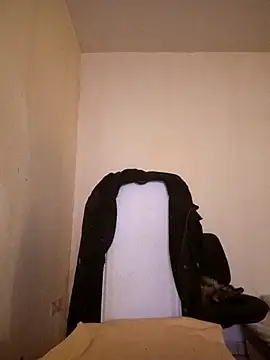 Snapshot of kx93 chatting on 10-30-25, 07:47 kx93 online show from 10-30-25, 07:47