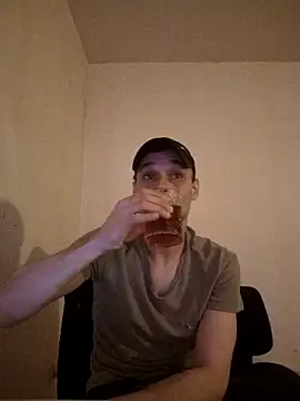 Snapshot of kx93 chatting on 11-10-25, 05:45 kx93 online show from 11-10-25, 05:45