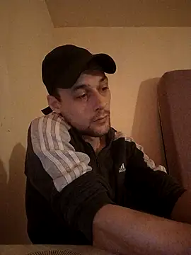 Snapshot of kx93 chatting on 11-11-25, 11:27 kx93 online show from 11-11-25, 11:27