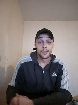 Snapshot of kx93 chatting on 11-14-25, 04:17 kx93 online show from 11-14-25, 04:17