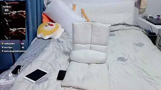 Angelababy001 online show from 02-20-25, 04:46