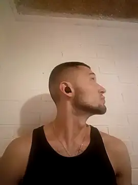 Snapshot of Suggarwhite18CM chatting on 10-02-25, 05:31 Suggarwhite18CM online show from 10-02-25, 05:31