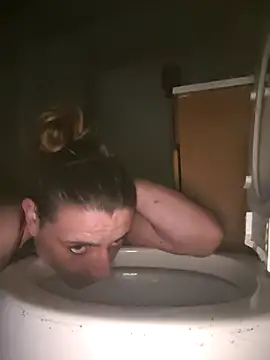 UniqueKorn86 online show from 09-29-25, 08:08