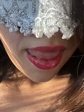 Snapshot of happyandsweet chatting on 10-01-25, 03:29 happyandsweet online show from 10-01-25, 03:29