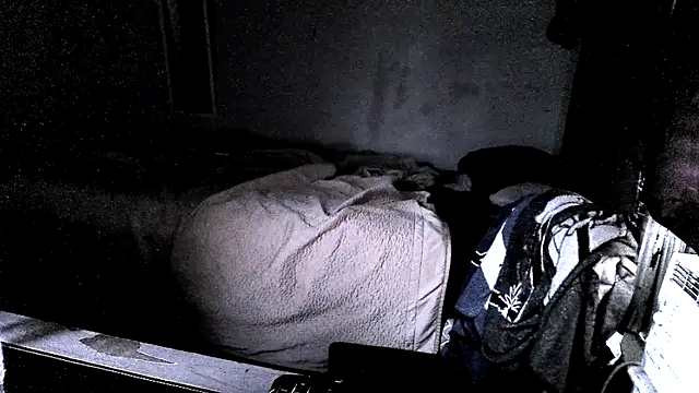 Snapshot of Brobun4fun chatting on 11-13-25, 08:52 Brobun4fun online show from 11-13-25, 08:52