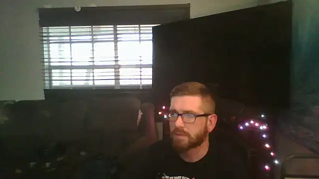 Snapshot of Brobun4fun chatting on 11-23-25, 10:31 Brobun4fun online show from 11-23-25, 10:31