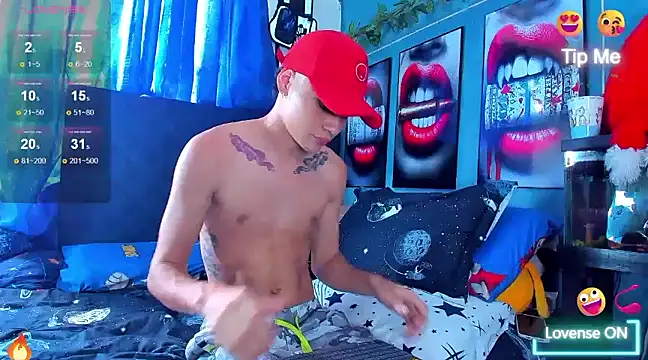 soyander03  online show from 03-15-25, 07:31