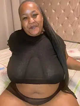 Missmoox24 online show from 10-22-25, 02:34