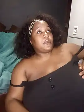 Missmoox24 online show from 02-15-26, 01:35