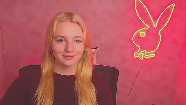 Snapshot of Milka_kiss_ chatting on 03-06-25, 09:58 Milka kiss online show from 03-06-25, 09:58