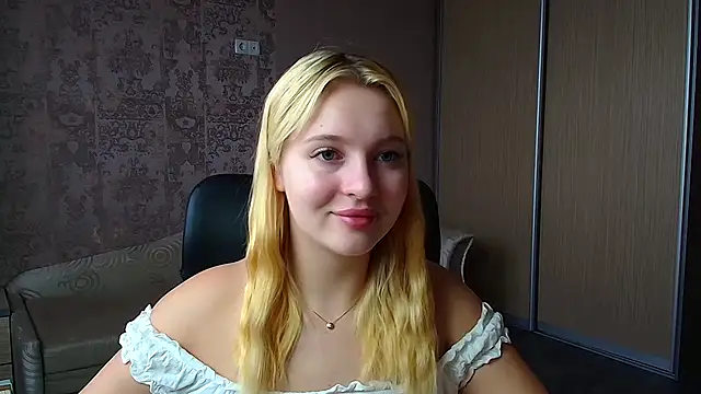 Milka kiss  online show from 02-16-26, 11:28