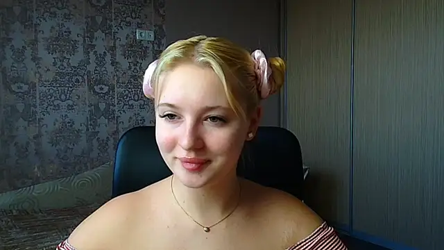 Milka kiss  online show from 03-12-26, 11:49