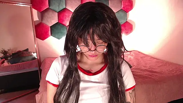 Snapshot of liz-beths chatting on 03-11-25, 01:34 liz-beths online show from 03-11-25, 01:34