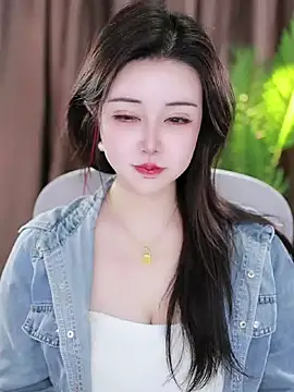 Snapshot of Qiaoqiao_ chatting on 01-27-25, 08:40 Qiaoqiao online show from 01-27-25, 08:40